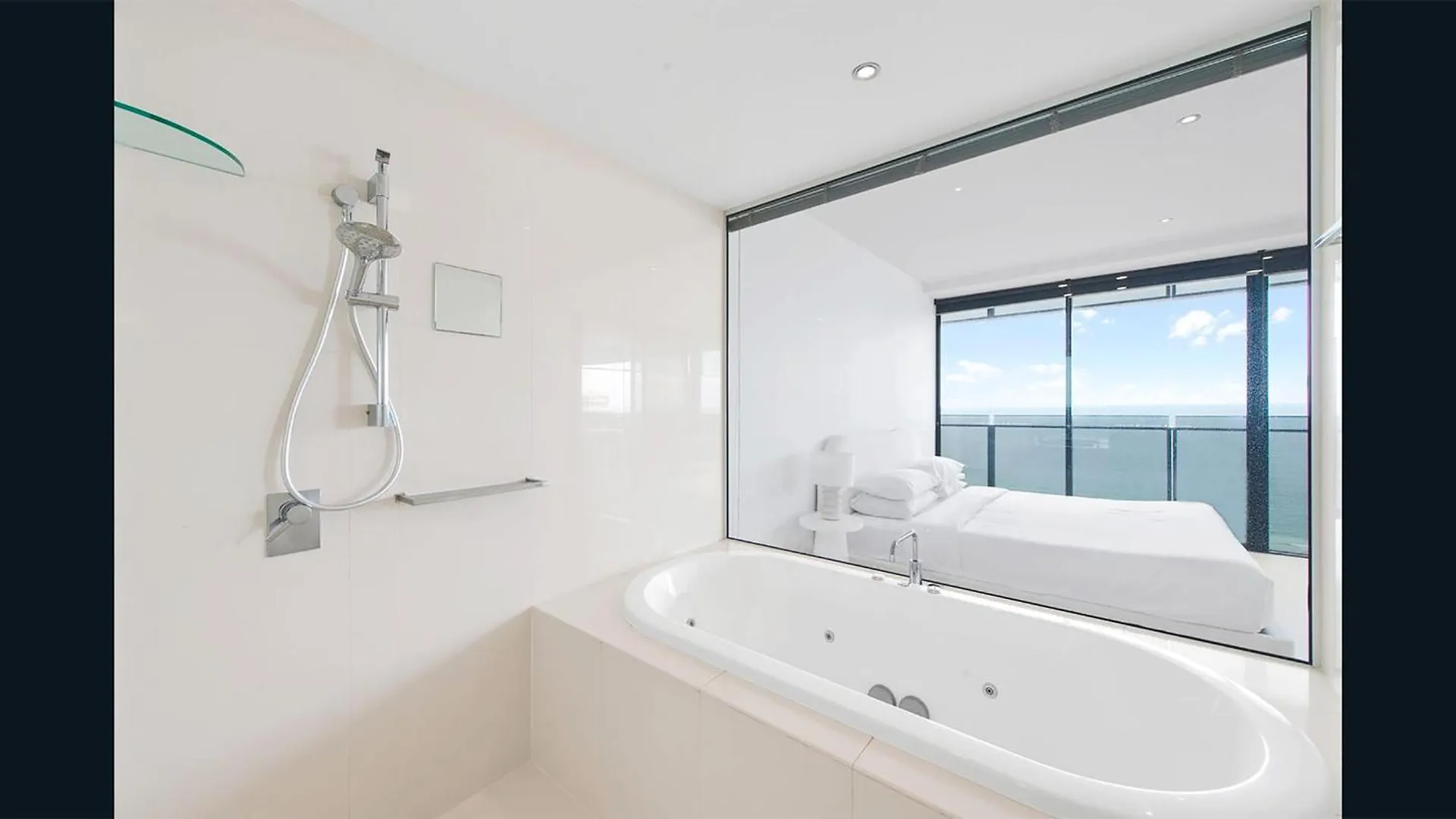 Sealuxe Suites - Central Surfers Paradise Gold Coast Appartement